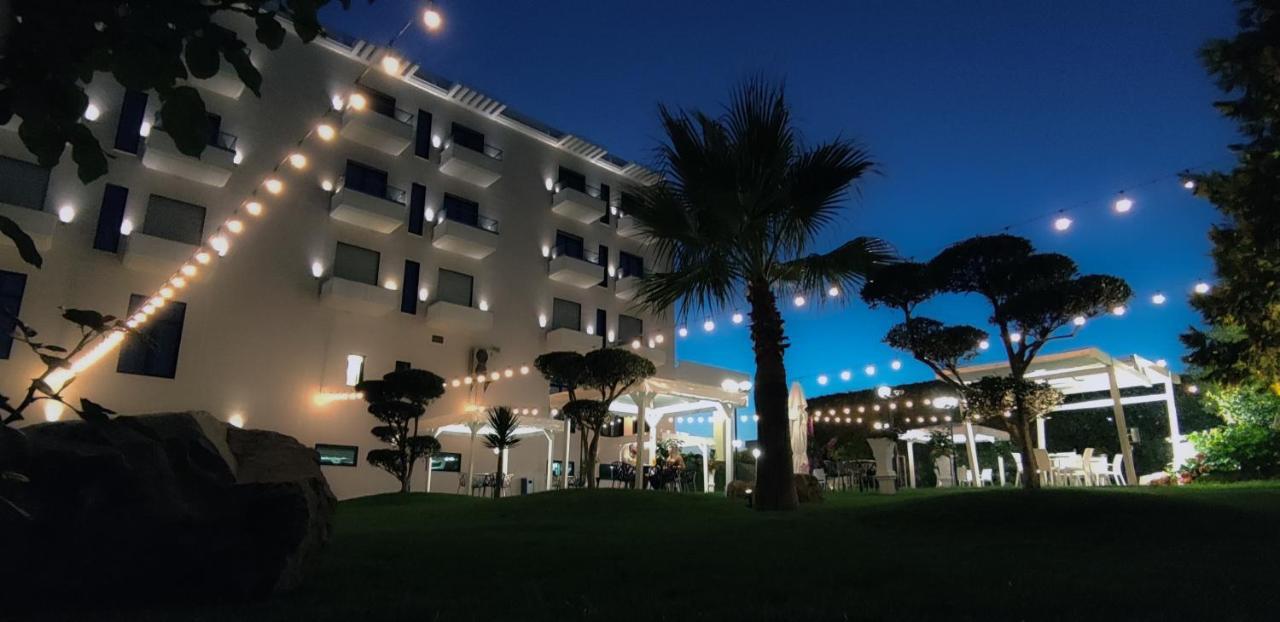 Hotel Delta Premium Durrës 외부 사진