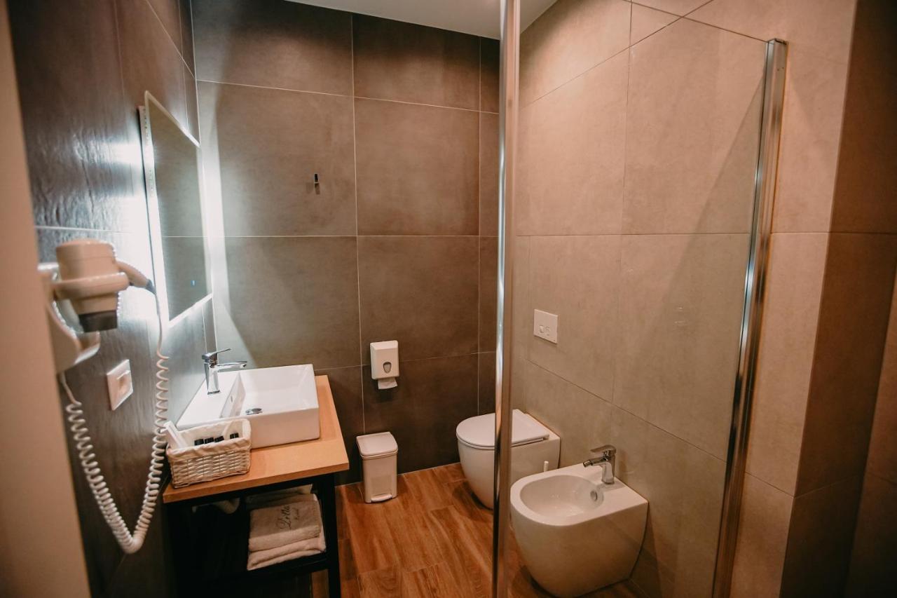 Hotel Delta Premium Durrës 외부 사진