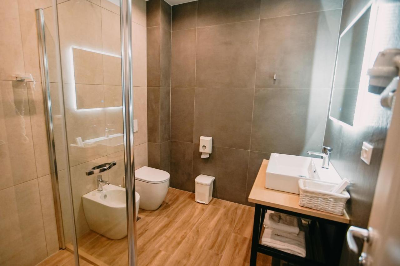 Hotel Delta Premium Durrës 외부 사진